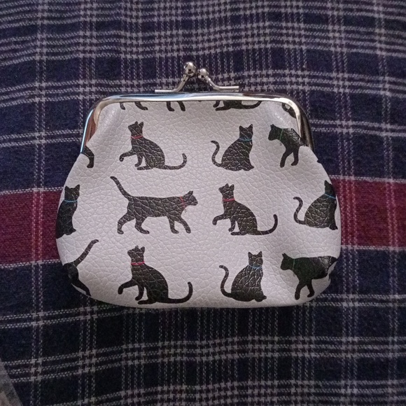 Coin pouch - Picture 2 of 5